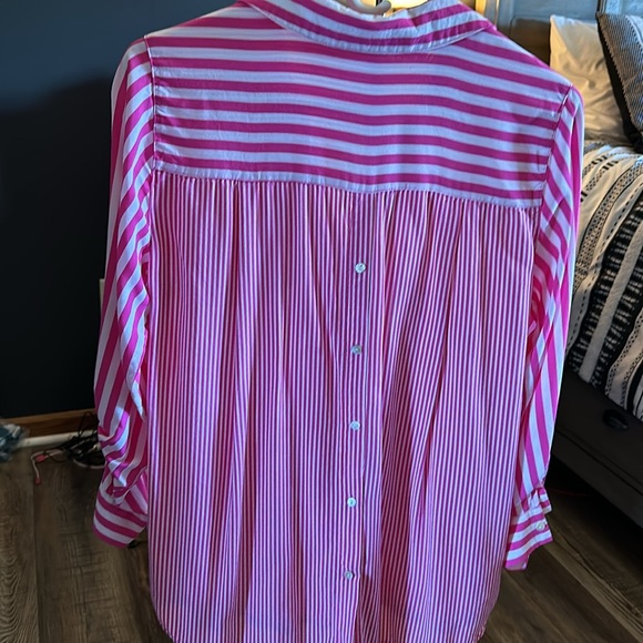 Pink striped button up - Picture 3 of 4